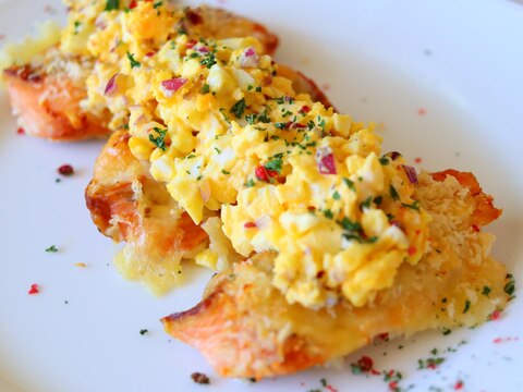 鮭のチーズパン粉焼き♪タルタルソースがけ